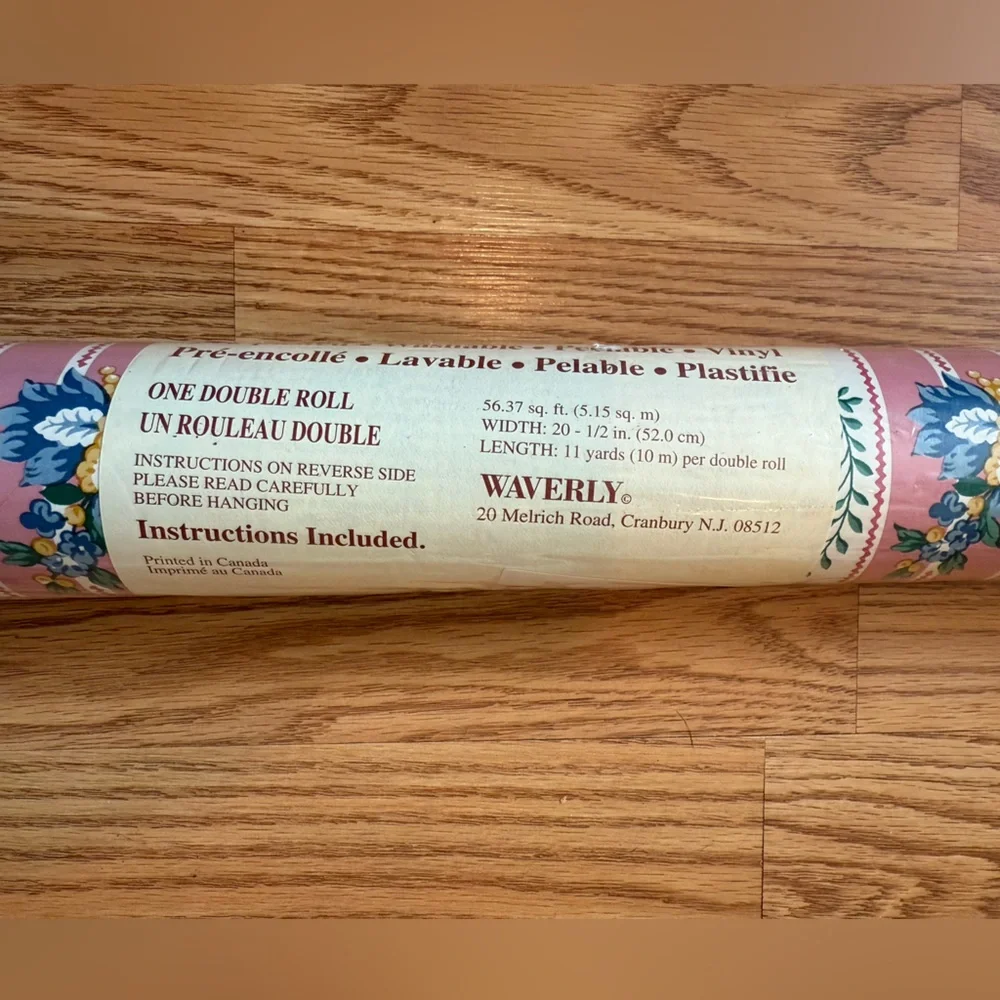 NWT big Waverley,Floral.Pre-pasted wall/shelf liner covering.